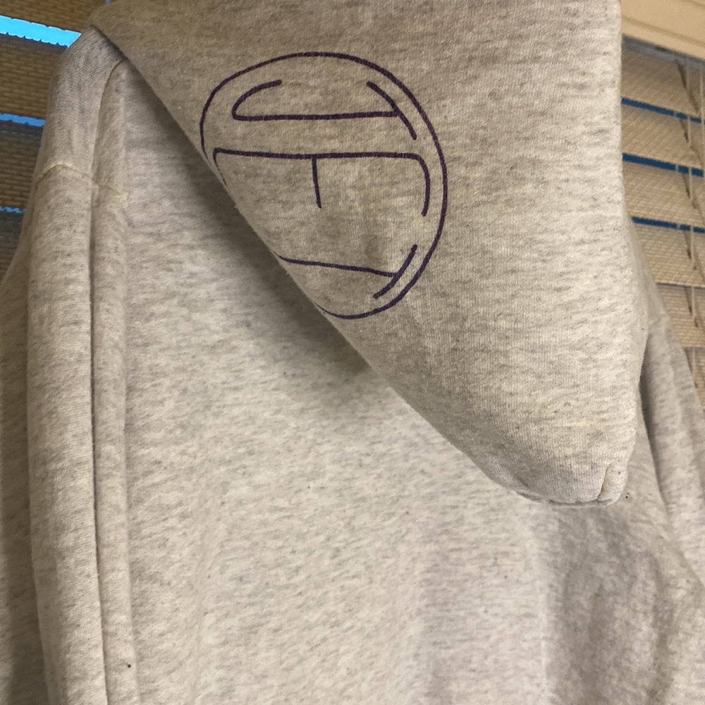 JET by John Eshaya T’s pullover hoodie - Picture 6 of 9
